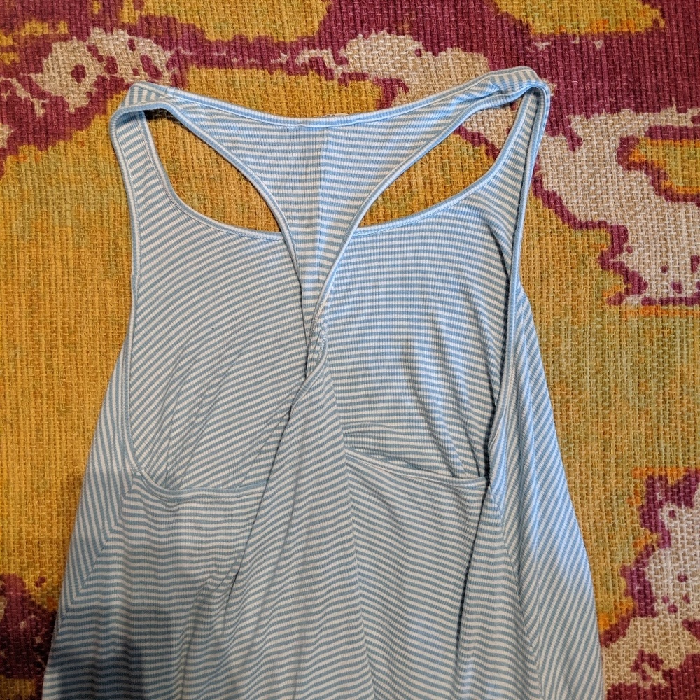 Size L. Easel boutique brand flowy boho top